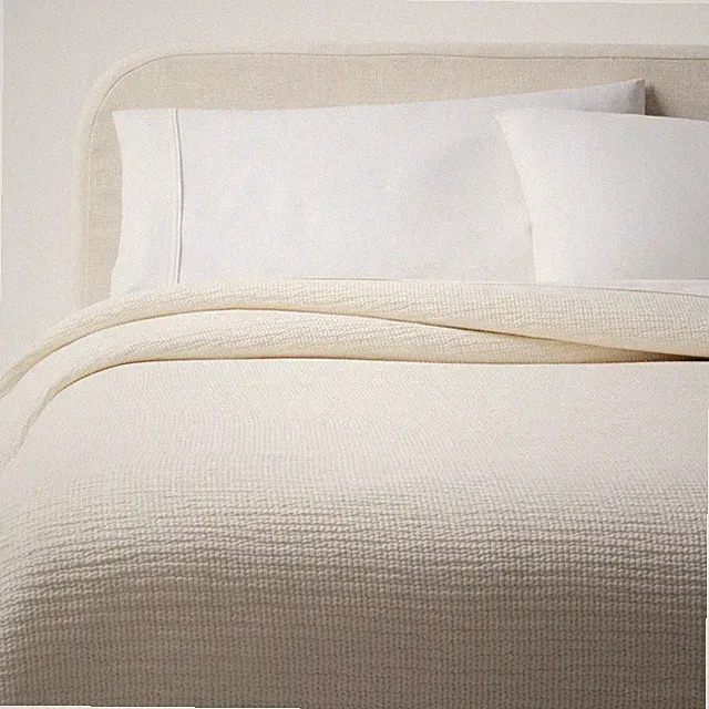 King Matelasse Gauze Quilt Ivory - Threshold