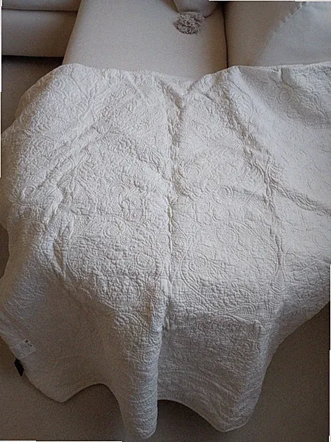 New Ivory Matelasse Reversible Cotton Quilt Coverlet Full/ Queen
