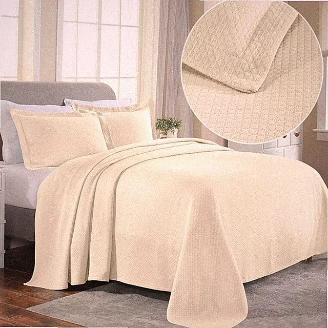 Solitaire Cotton Matelasse Decorative Bedspread and Pillow Sham Set