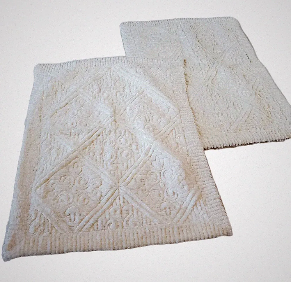 VCNY Plush Pillow Shams Standard Ivory Set If 2 Cotton Blend 20x26" NWOT