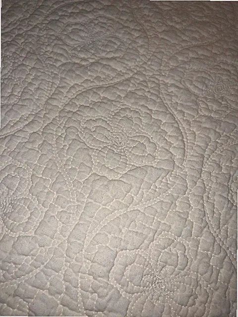 Vintage MATELASSE Quatrefoil Bedspread Ivory 85” x 82”